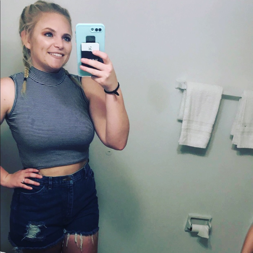 Meet your Posher, Brittany
